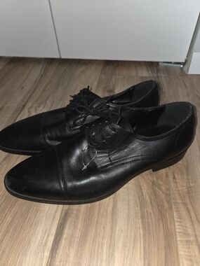 Aldo Men’s Black Leather Cap Toe Oxfords Dress Shoes US 9 EUR 42